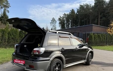 Mitsubishi Outlander III рестайлинг 3, 2004 год, 430 000 рублей, 2 фотография