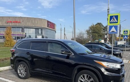 Toyota Highlander III, 2014 год, 2 990 000 рублей, 4 фотография