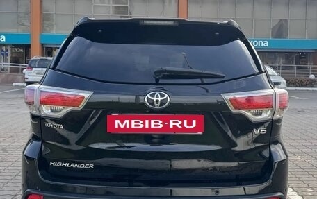 Toyota Highlander III, 2014 год, 2 990 000 рублей, 3 фотография