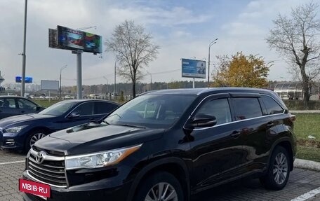 Toyota Highlander III, 2014 год, 2 990 000 рублей, 7 фотография