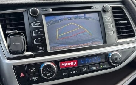 Toyota Highlander III, 2014 год, 2 990 000 рублей, 14 фотография