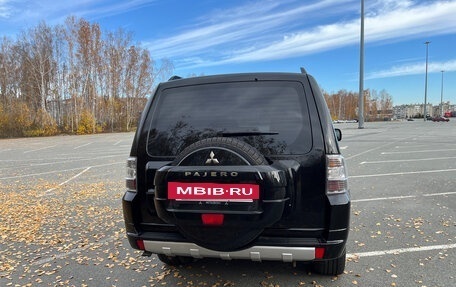 Mitsubishi Pajero IV рестайлинг 2, 2011 год, 2 095 000 рублей, 6 фотография