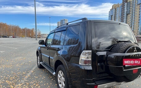Mitsubishi Pajero IV рестайлинг 2, 2011 год, 2 095 000 рублей, 7 фотография