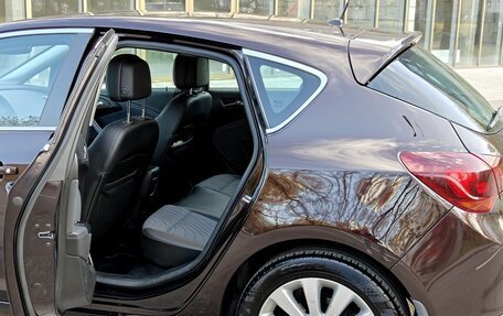 Opel Astra J, 2014 год, 1 300 000 рублей, 10 фотография