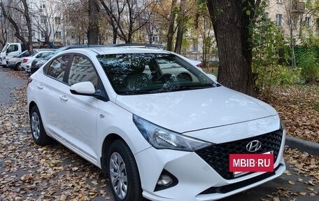 Hyundai Solaris II рестайлинг, 2021 год, 1 170 000 рублей, 2 фотография