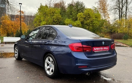 BMW 3 серия, 2018 год, 2 000 000 рублей, 3 фотография