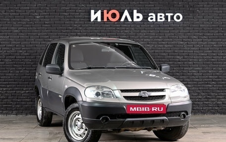 Chevrolet Niva I рестайлинг, 2017 год, 750 000 рублей, 4 фотография