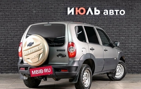 Chevrolet Niva I рестайлинг, 2017 год, 750 000 рублей, 5 фотография
