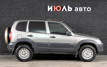 Chevrolet Niva I рестайлинг, 2017 год, 750 000 рублей, 10 фотография