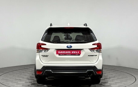 Subaru Forester, 2021 год, 3 290 000 рублей, 5 фотография