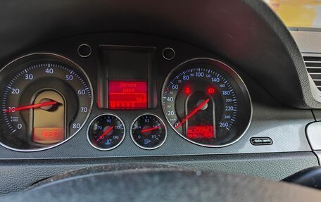 Volkswagen Passat B6, 2005 год, 599 000 рублей, 5 фотография