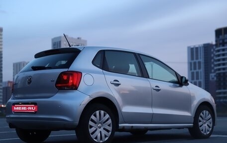 Volkswagen Polo VI (EU Market), 2010 год, 715 000 рублей, 12 фотография