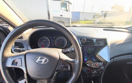 Hyundai Solaris II рестайлинг, 2012 год, 503 000 рублей, 5 фотография