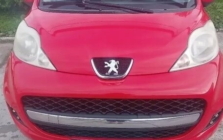 Peugeot 107 I рестайлинг, 2011 год, 455 000 рублей, 1 фотография