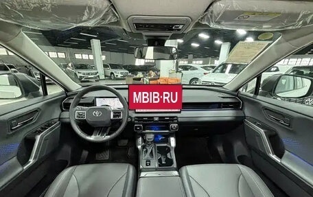 Toyota RAV4, 2026 год, 4 350 000 рублей, 9 фотография