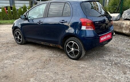 Toyota Yaris III, 2009 год, 360 000 рублей, 3 фотография