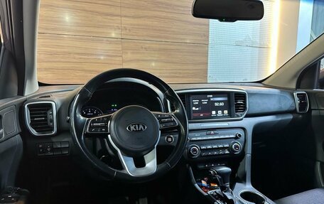 KIA Sportage IV рестайлинг, 2020 год, 2 049 000 рублей, 7 фотография
