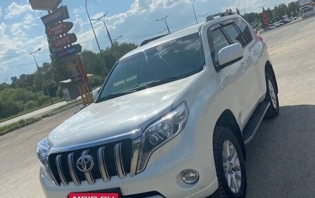 Toyota Land Cruiser Prado 150 рестайлинг, 2015 год, 3 800 000 рублей, 6 фотография