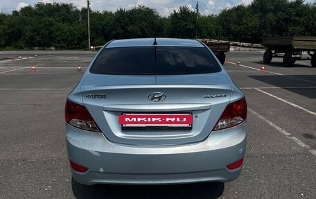 Hyundai Solaris II рестайлинг, 2013 год, 819 000 рублей, 4 фотография