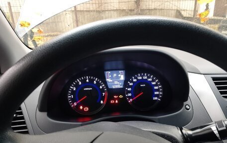 Hyundai Solaris II рестайлинг, 2016 год, 1 200 000 рублей, 5 фотография
