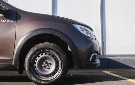 Renault Logan II, 2019 год, 1 080 000 рублей, 10 фотография