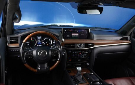 Lexus LX III, 2016 год, 5 999 654 рублей, 6 фотография