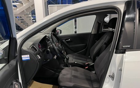 Volkswagen Polo VI (EU Market), 2016 год, 880 000 рублей, 16 фотография