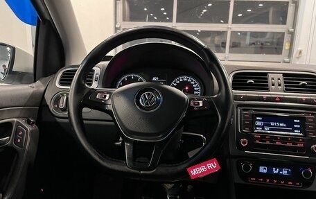Volkswagen Polo VI (EU Market), 2016 год, 880 000 рублей, 10 фотография