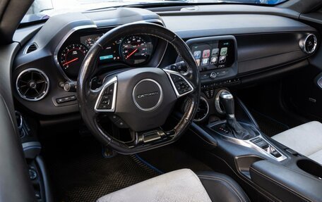 Chevrolet Camaro VI, 2016 год, 3 330 000 рублей, 14 фотография