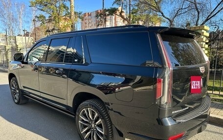 Cadillac Escalade V, 2023 год, 13 500 000 рублей, 6 фотография