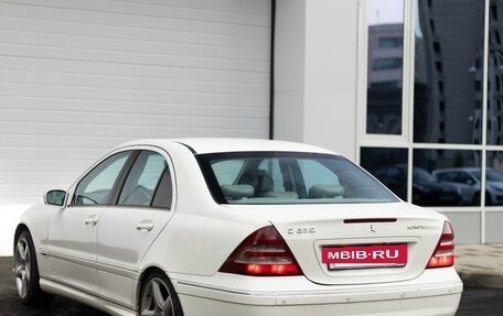 Mercedes-Benz C-Класс, 2004 год, 630 000 рублей, 7 фотография