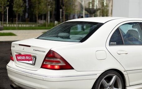 Mercedes-Benz C-Класс, 2004 год, 630 000 рублей, 9 фотография
