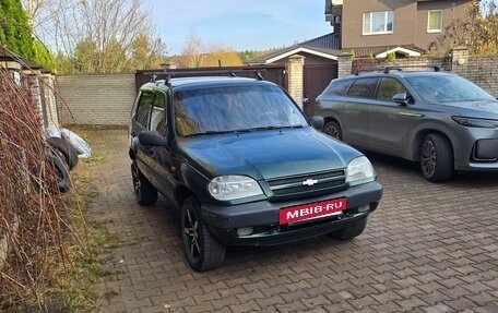 Chevrolet Niva I рестайлинг, 2003 год, 299 000 рублей, 3 фотография