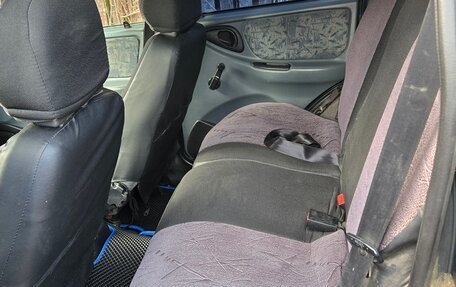 Chevrolet Niva I рестайлинг, 2003 год, 299 000 рублей, 10 фотография