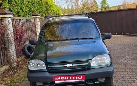Chevrolet Niva I рестайлинг, 2003 год, 299 000 рублей, 2 фотография