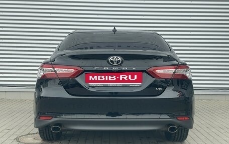 Toyota Camry, 2021 год, 3 390 000 рублей, 5 фотография