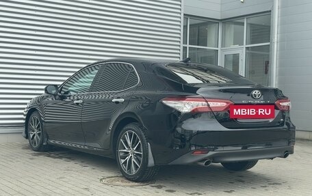 Toyota Camry, 2021 год, 3 390 000 рублей, 6 фотография