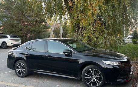 Toyota Camry, 2020 год, 3 030 000 рублей, 3 фотография