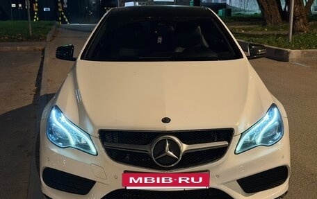 Mercedes-Benz E-Класс, 2015 год, 2 000 000 рублей, 2 фотография