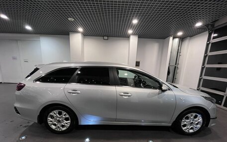 KIA cee'd III, 2022 год, 2 383 000 рублей, 2 фотография