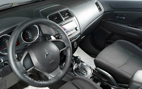 Mitsubishi ASX I рестайлинг, 2014 год, 1 279 000 рублей, 8 фотография