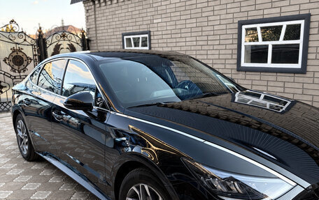 Hyundai Sonata VIII, 2022 год, 1 940 000 рублей, 2 фотография