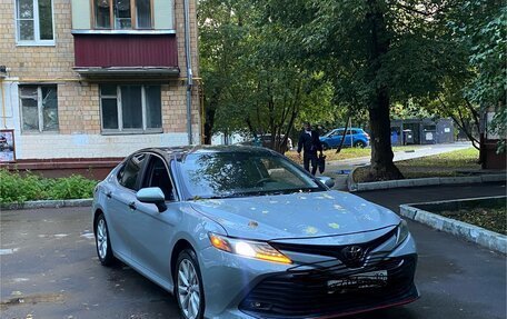Toyota Camry, 2017 год, 1 800 000 рублей, 3 фотография