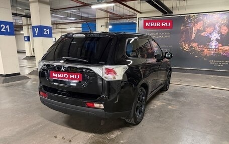 Mitsubishi Outlander III рестайлинг 3, 2013 год, 1 350 000 рублей, 4 фотография