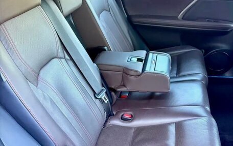 Lexus RX IV рестайлинг, 2019 год, 4 351 000 рублей, 5 фотография