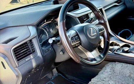 Lexus RX IV рестайлинг, 2019 год, 4 351 000 рублей, 7 фотография