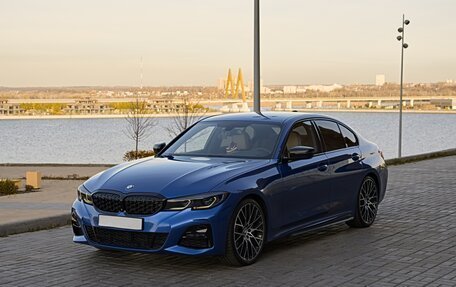 BMW 3 серия, 2019 год, 3 800 000 рублей, 2 фотография