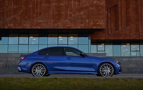 BMW 3 серия, 2019 год, 3 800 000 рублей, 10 фотография