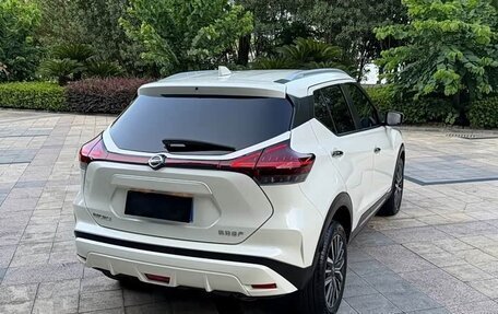 Nissan Kicks I, 2022 год, 1 650 000 рублей, 4 фотография