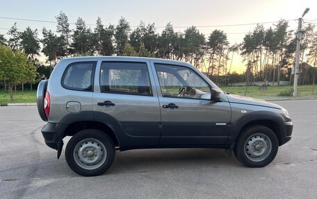 Chevrolet Niva I рестайлинг, 2013 год, 599 000 рублей, 6 фотография